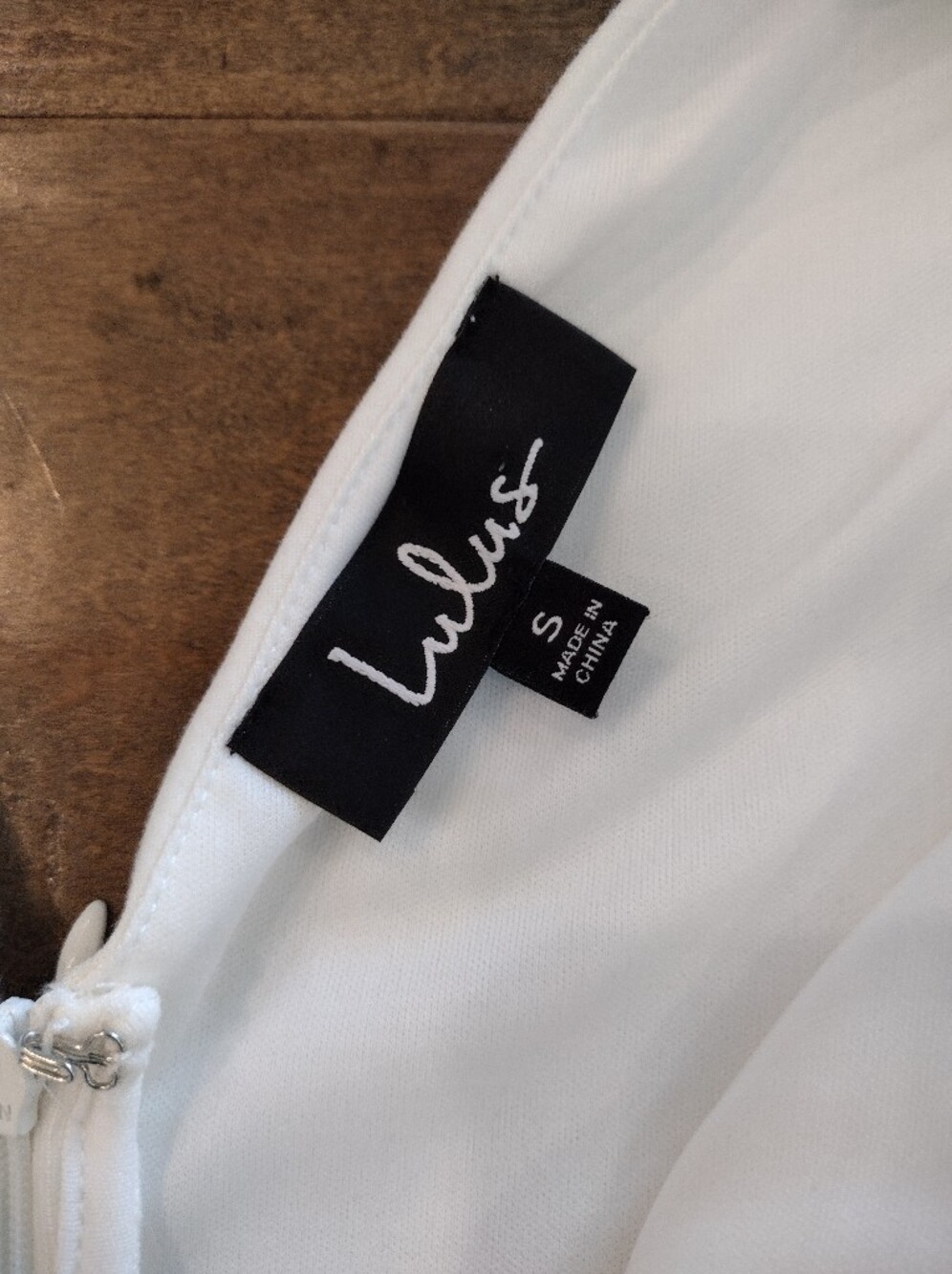 LULU'S Women's NWT white Take The Plunge deep v-neck skater dress - S - Picture 9 of 14
